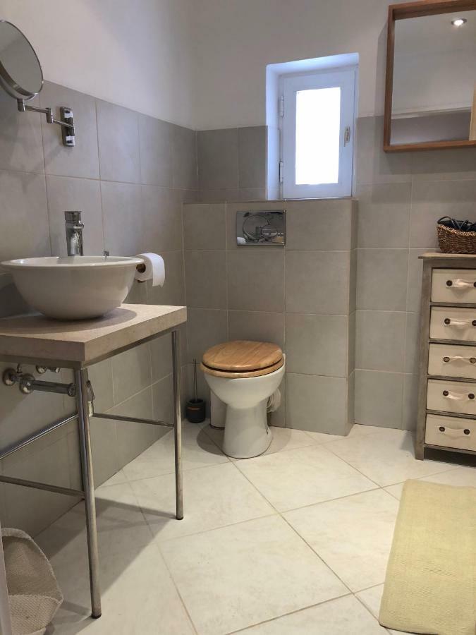 5C Luxury Apartment 罗维尼 外观 照片